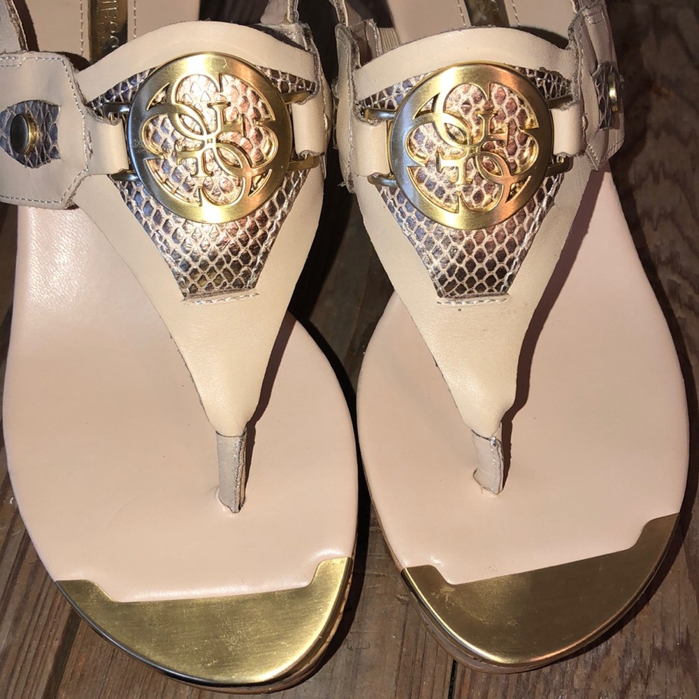 Guess wedge sandals